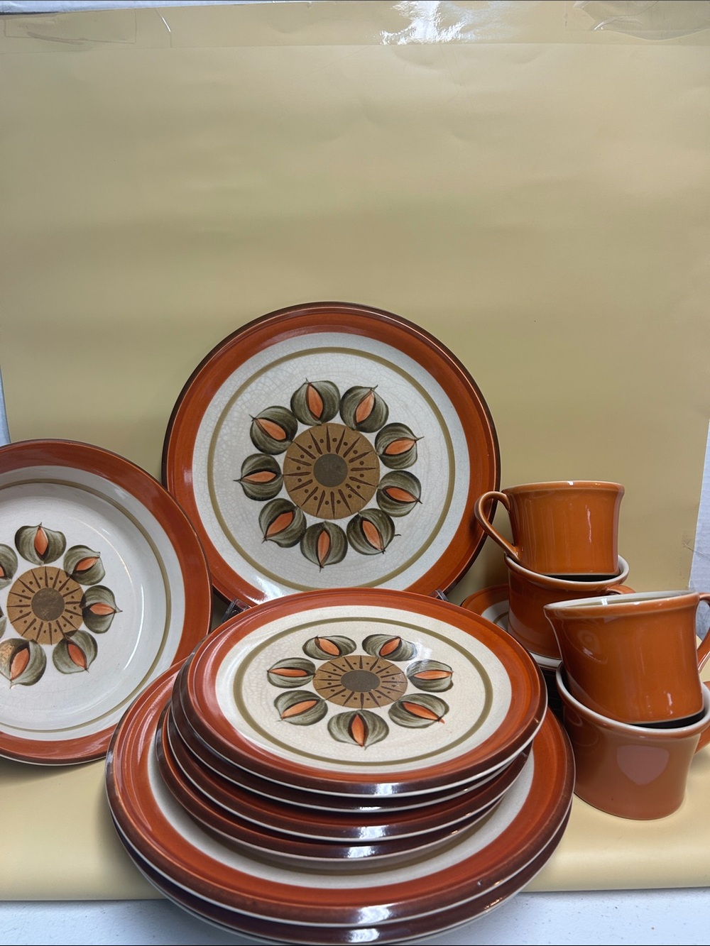 Vintage Premiere Durastone 3509 Melba” dinnerware Japan. Set of 21 pcs
